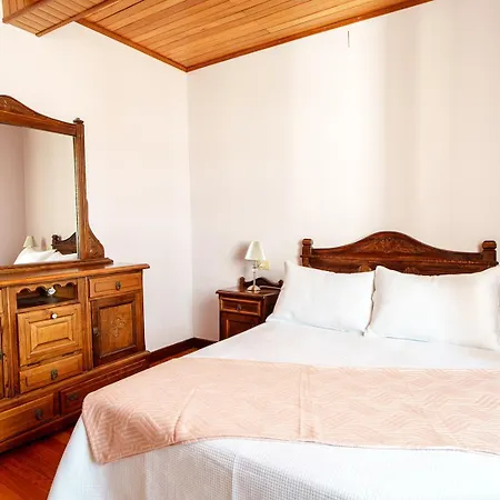 O Fogar Do Carpinteiro Gasthof Carnota