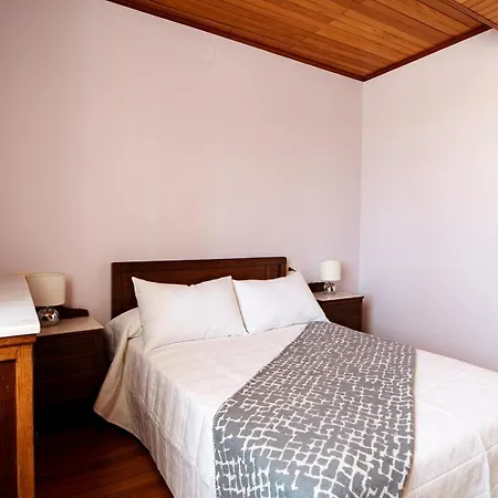 O Fogar Do Carpinteiro 4*