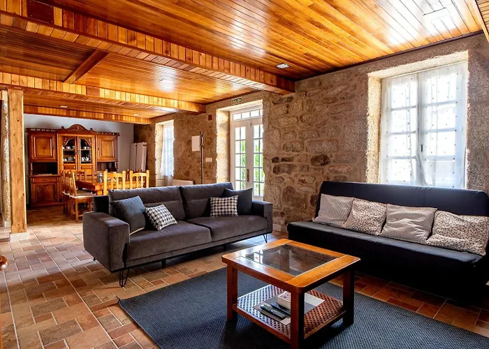 Πανσιόν O Fogar Do Carpinteiro 4*